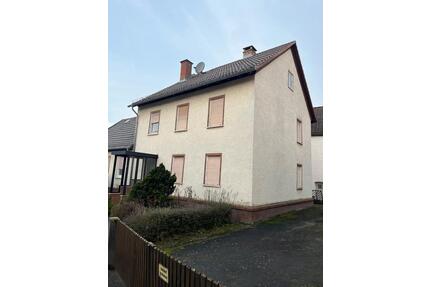 Charmantes Mehrfamilienhaus mit Potenzial - Laubach