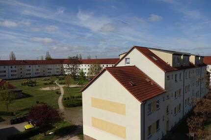 Großzügige 3 Zimmer Wohnung - ideal zum Wohnen, Arbeiten und Nichtstun... - Brandenburg an der Havel Görden