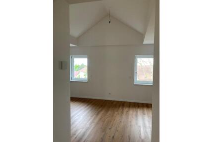 Helle Dachgeschoss Wohnung - 530,00&nbsp;EUR Kaltmiete, ca.&nbsp; 61,00&nbsp;m&sup2; in Perlesreut (PLZ: 94157)