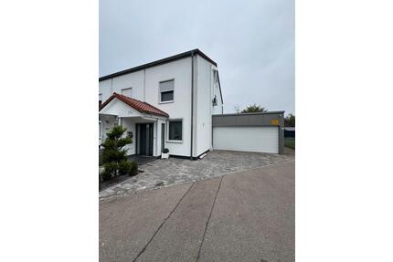 Modernes Reiheneckhaus in Thannhausen