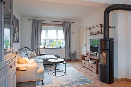 Haus zum Kaufen in Krefeld 295.000,00 € 72.75 m²