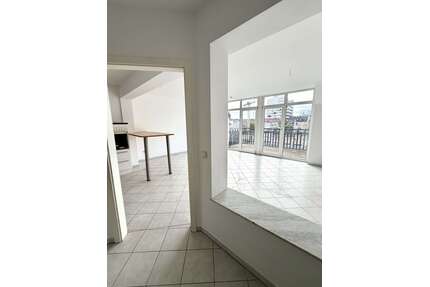Wohnung zum Mieten in Düsseldorf 1.300,00 € 90 m²