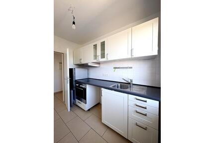 Gepflegte 2 Zimmerwohnung in ruhigem Mehrfamilienhaus in Alt- Fechenheim - Frankfurt am Main