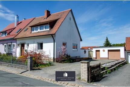 Doppelhaushälfte mit schönem Garten und Garage - ideal zur individuellen Gestaltung - Sulzbach-Rosenberg