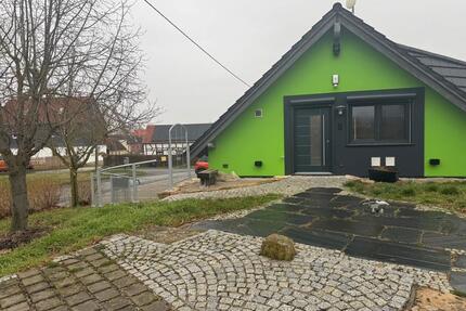 Moderne 70qm Dachgeschosswohnung mit ebenerdigen Zugang - Bürgel