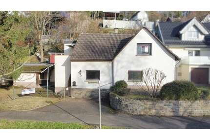 Haus zum Kaufen in Hennef 183.700,00 € 148 m²
