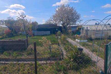 Kleingarten abzugeben - 700,00&nbsp;EUR Kaltmiete, ca.&nbsp; 0,00&nbsp;m&sup2; in Bad Belzig (PLZ: 14806)