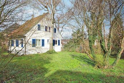 Gestalten Sie Ihr Zuhause neu: ein großes Grundstück mit viel Potenzial wartet auf Sie! - Marbach