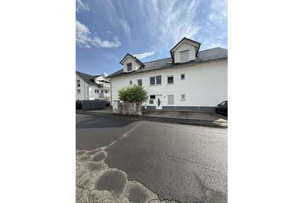 Wohnung zum Kaufen in Biebertal 315.000,00 € 82.82 m²