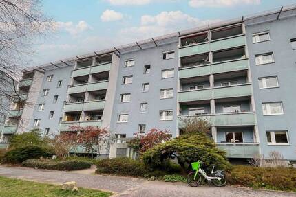*Eigennutzung!* 4-Zi. inkl. Außenstellplatz, Tageslichtbad und Balkon - Dresden Leubnitz-Neuostra