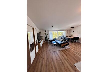 3-Zimmer-Wohnung mit Balkon + Hobbyraum in Taufkirchen (Vils) - Kumhausen