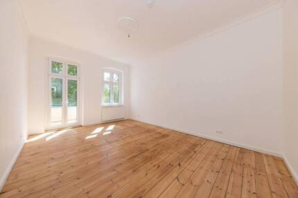 PROVISIONSFREI - Kernsanierter Altbautraum mit 5 Zimmern (2 Balkone, 2 Bäder, sofort einzugsbereit) - Berlin Lichterfelde