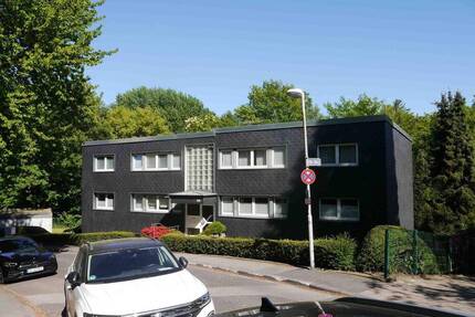 von Privat großzügige Eigentumswohnung mit Tiefgaragenstellplatz - Mülheim an der Ruhr Saarn
