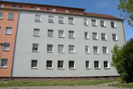 Wohnung zum Mieten in Stralsund 381,23 € 50.83 m²