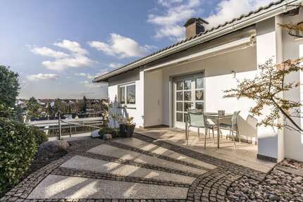 Haus zum Kaufen in Wiesbaden 1.199.000,00 € 248.6 m²