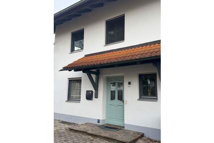 RESERVIERT !!! Großzügige DHH mit Traumgarten in Mühldorf Nord (provisionsfrei) - Mühldorf am Inn