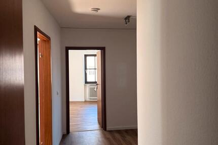 Große Wohnung mit fünf Zimmern in der Innenstadt von Bad Neustadt - Bad Neustadt an der Saale