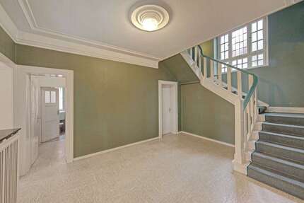 Haus zum Kaufen in Krefeld Cracau (Bismarckviertel) 595.000,00 € 193 m² - Krefeld / Cracau (Bismarckviertel)