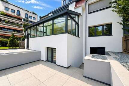 Wohnung zum Kaufen in Regensburg 965.000,00 € 207 m²