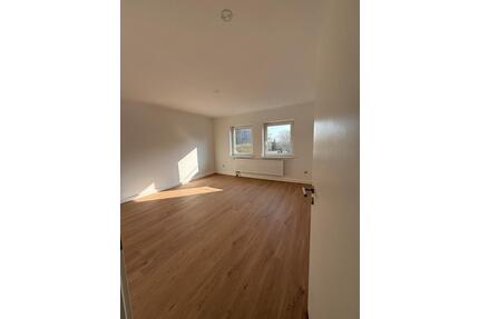 Vierzimmerwohnung-Kirchditmold - 1.000,00&nbsp;EUR Kaltmiete, ca.&nbsp; 95,00&nbsp;m&sup2; in Kassel (PLZ: 34128) Harleshausen