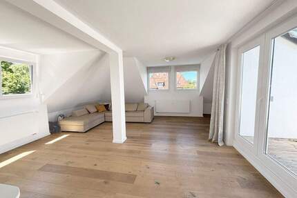 Tolle Dachgeschoss-Maisonette-Wohnung in Aussichtslage - Stuttgart Degerloch