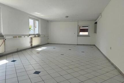 Helle Büro-Gewerbefläche in zentraler Lage – sofort verfügbar - Singen (Hohentwiel)