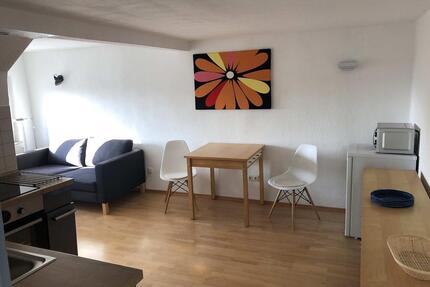 Dachgeschosswohnung, 46 qm, voll(!) möbliert. - Kerpen Balkhausen