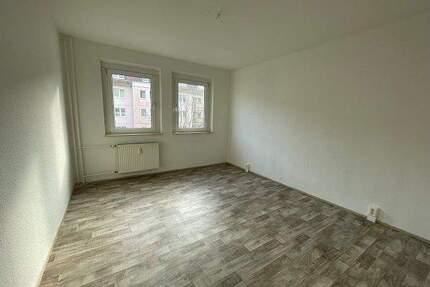 Wir sanieren 2026 - Singlewohnung in Innenstadtlage - Oschersleben