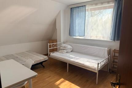 WG Zimmer in einem Haus zur Langzeitmiete - Berlin Reinickendorf