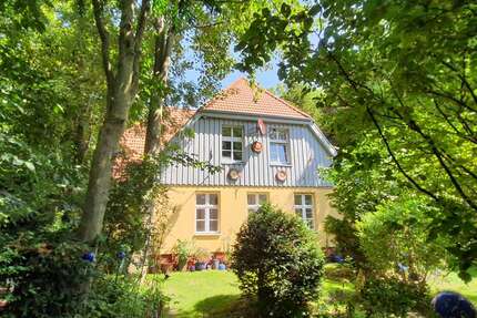 Haus zum Kaufen in Kronprinzenkoog 839.000,00 € 420 m²