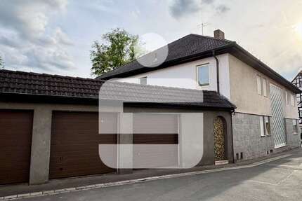 Haus zum Kaufen in Erlangen 1.350.000,00 € 436.25 m²