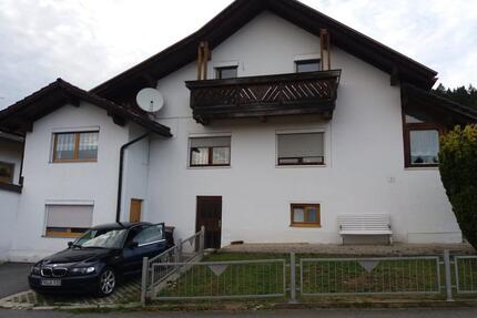 2 Zimmerwohnung - 450,00&nbsp;EUR Kaltmiete, ca.&nbsp; 65,00&nbsp;m&sup2; in Spiegelau (PLZ: 94518)