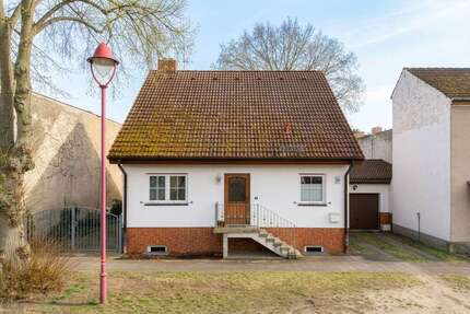 Haus zum Kaufen in Planebruch 265.000,00 € 147 m²