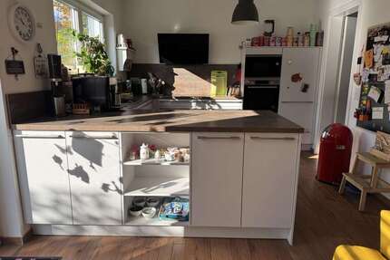 Haus zum Mieten in Chemnitz 1.670,00 € 145 m²