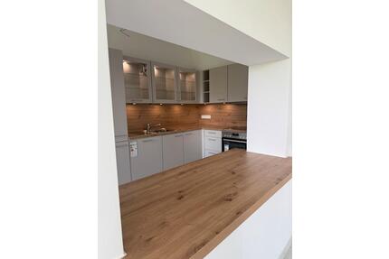 Erdgeschosswohnung im alten Bauernhaus (Mehrfamilienhaus) - Neustadt in Holstein