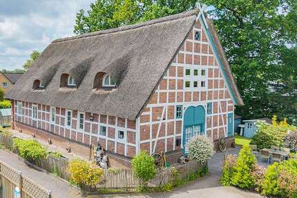 Haus zum Kaufen in Buxtehude 749.000,00 € 249 m²