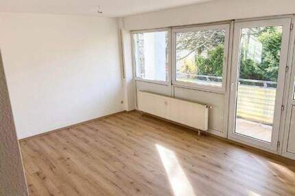 Gemütliche 2-Zimmer-Wohnung mit Balkon und offener Wohnküche - Limbach-Oberfrohna