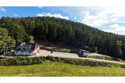 Haus zum Kaufen in Schenkenzell 1.300.000,00 € 260 m²