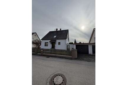 Haus zum Kaufen in Dinkelscherben 425.000,00 € 157 m²