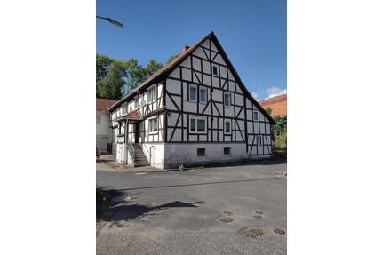 Einfamilien Fachwerkhaus mit Scheune, Garage, Stall u. Garten! - Rotenburg an der Fulda