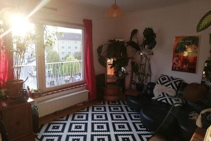 1 JAHR ZWISCHENMIETE 2ZKDB u. Balkon in Köln Süd