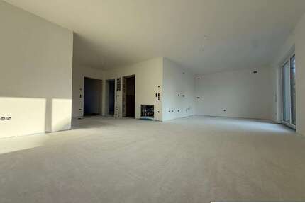 Wohnung zum Mieten in Schwarzenfeld 820,00 € 70 m²