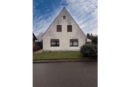 EinfamilienhausZweifamilienhaus zum sanieren in sehr attraktiver Lage von Lübbecke