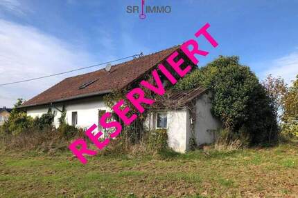 Uriges Bauernhaus im Dornröschenschlaf - auf großem Grundstück in idyllischer Außenlage - Kickeshausen