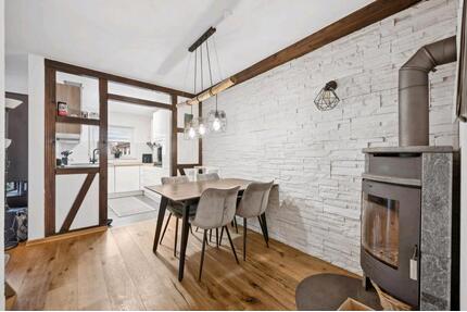4,5 Wohnung zu vermieten! - 1.500,00&nbsp;EUR Kaltmiete, ca.&nbsp; 85,00&nbsp;m&sup2; in Cleebronn (PLZ: 74389)