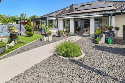 Haus zum Kaufen in Merzenich Girbelsrath 699.000,00 € 186 m² - Merzenich / Girbelsrath