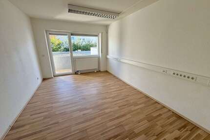 Büro in Rengsdorf 990,00 € 118 m²