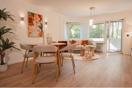 Provisionsfrei! Renovierte 2-Zimmer-Wohnung mit Balkon, TG-Stellplatz & Kellerabteil - Schorndorf