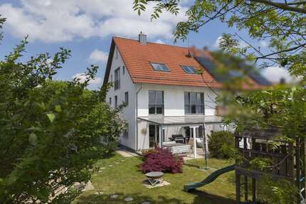 Haus zum Kaufen in Hallbergmoos 1.089.000,00 € 189.5 m²