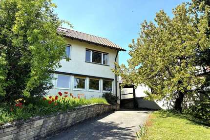 Haus zum Kaufen in Neuffen 557.000,00 € 245 m²
